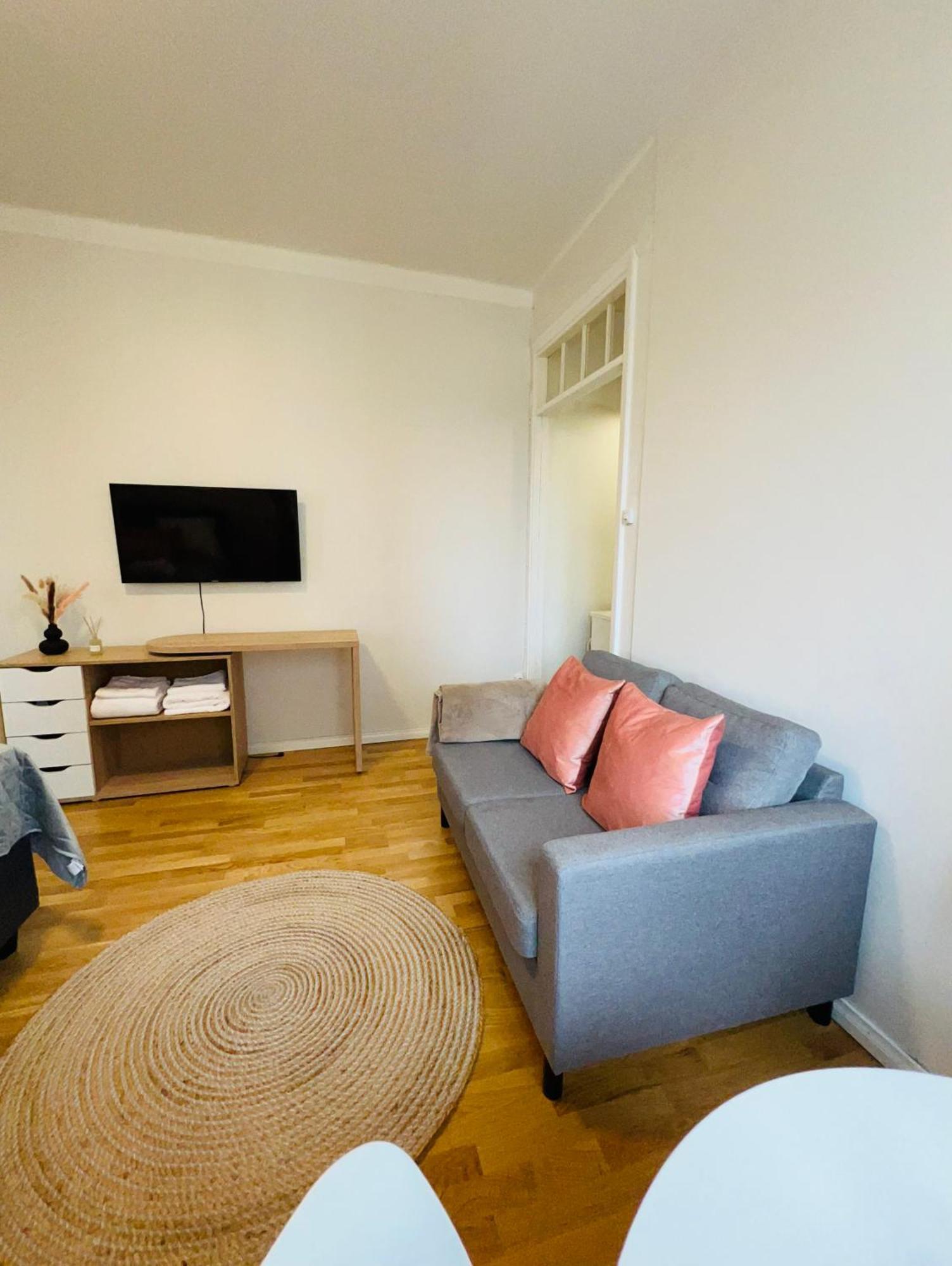 Your Chic Vibrant Airbnb Helsinki Luaran gambar